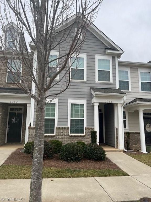 1756 Eastfall Street, Kernersville, NC 27284