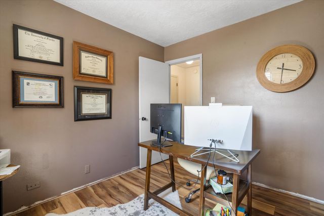 6808 FRANTZ Drive NE, Albuquerque, NM 87109