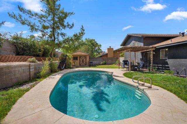 6808 FRANTZ Drive NE, Albuquerque, NM 87109