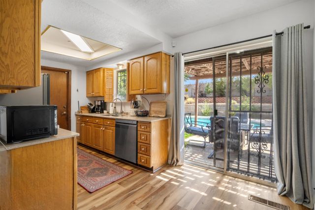 6808 FRANTZ Drive NE, Albuquerque, NM 87109