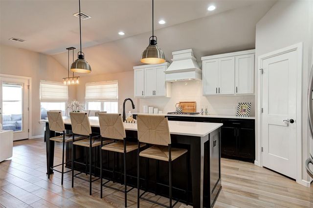 6617 NW 148th Street, Oklahoma City, OK 73142