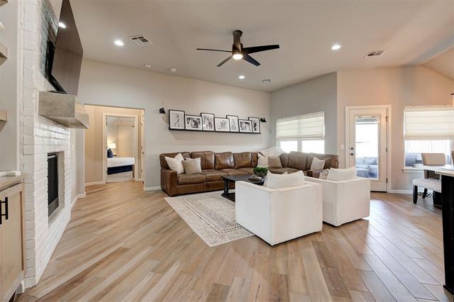 6617 NW 148th Street, Oklahoma City, OK 73142