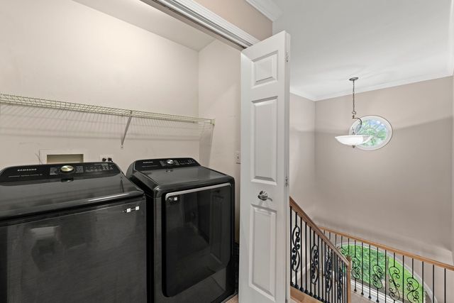 928 Shandrew Drive 928, Naperville, IL 60540