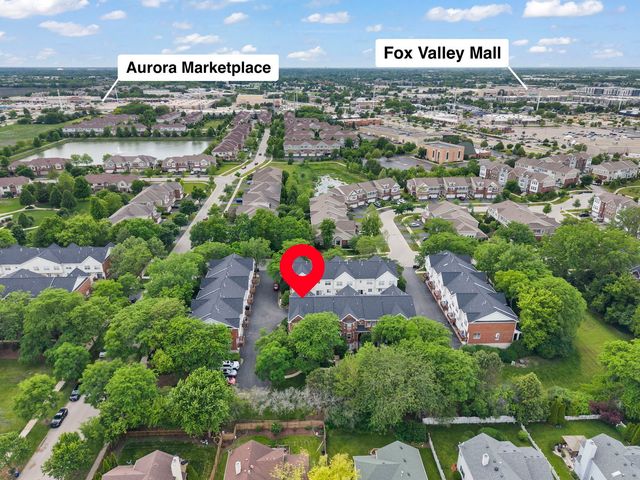 928 Shandrew Drive 928, Naperville, IL 60540