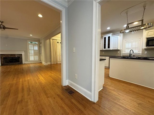 871 Lenox Ct NE, Atlanta, GA 30324