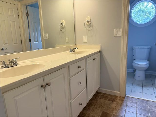 871 Lenox Ct NE, Atlanta, GA 30324