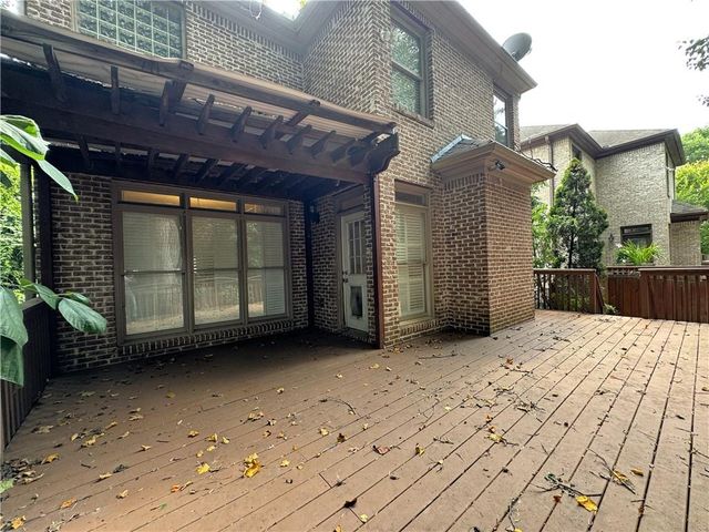 871 Lenox Ct NE, Atlanta, GA 30324