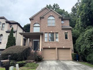 871 Lenox Ct NE, Atlanta, GA 30324