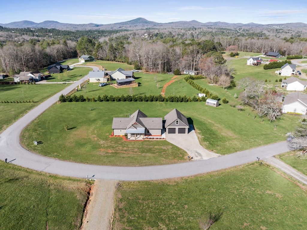 369 Mason Farm Road, Blairsville, GA 30512