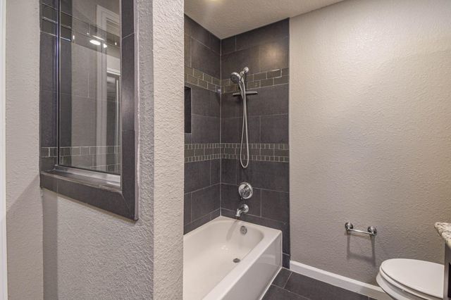8806 Lakeside Forest Drive, Houston, TX 77088