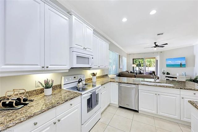 847 98th AVE N, Naples, FL 34108
