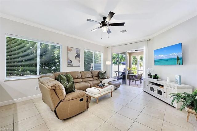 847 98th AVE N, Naples, FL 34108