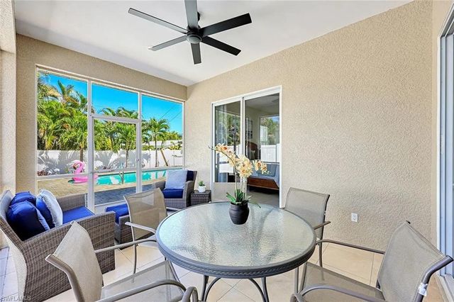 847 98th AVE N, Naples, FL 34108