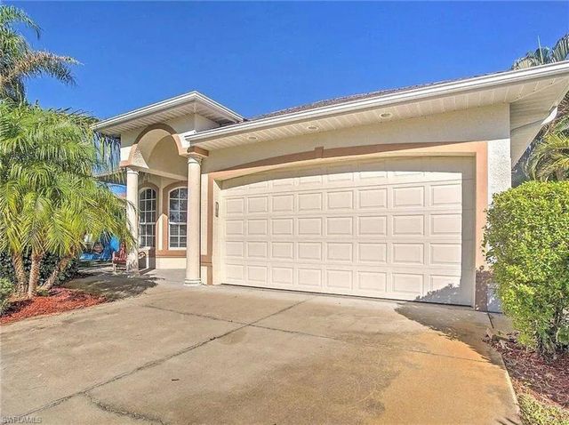 847 98th AVE N, Naples, FL 34108