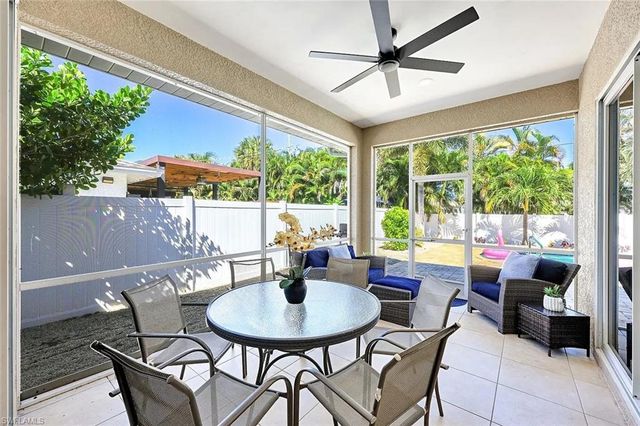 847 98th AVE N, Naples, FL 34108