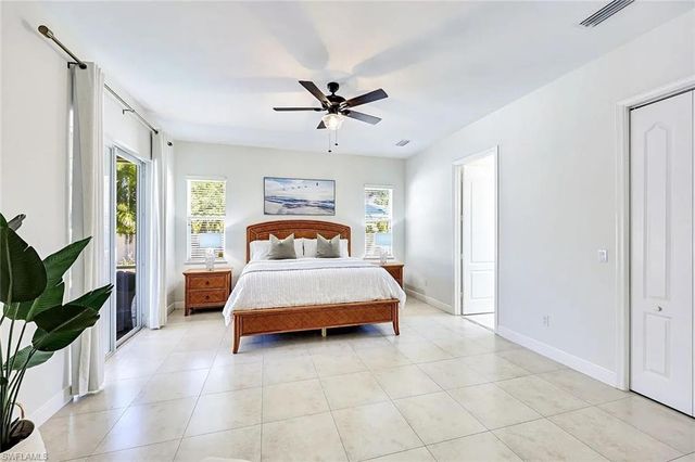 847 98th AVE N, Naples, FL 34108