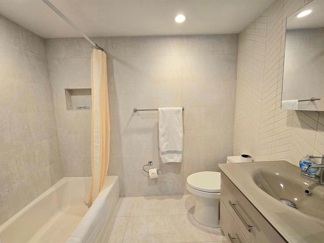 50 SE 12th Street 2260, Boca Raton, FL 33432