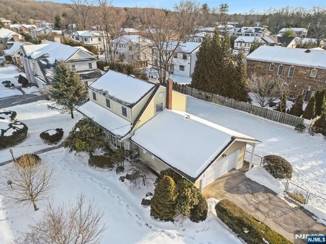 28 Holland Avenue, Demarest, NJ 07627