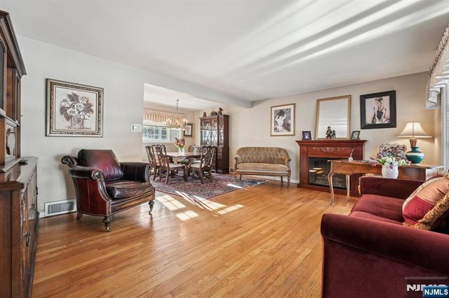 28 Holland Avenue, Demarest, NJ 07627