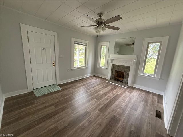 153 Green Street, Mount Airy, NC 27030