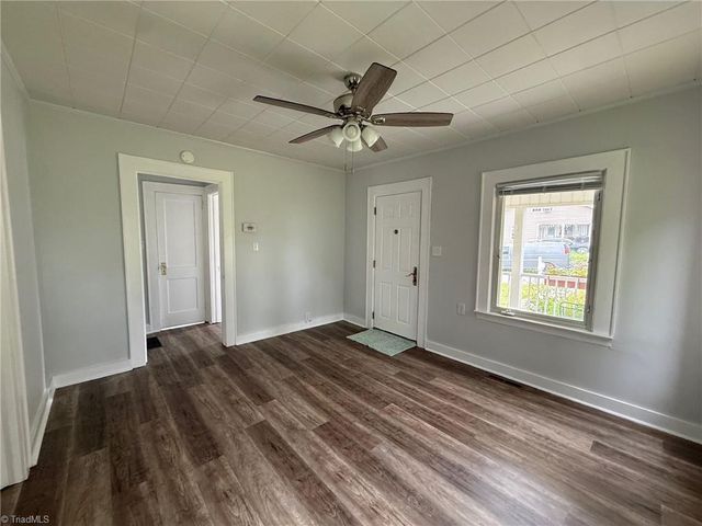 153 Green Street, Mount Airy, NC 27030