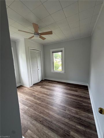 153 Green Street, Mount Airy, NC 27030