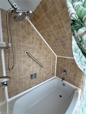 153 Green Street, Mount Airy, NC 27030