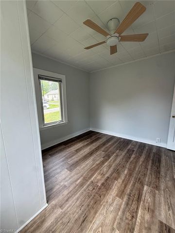 153 Green Street, Mount Airy, NC 27030