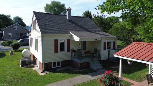 153 Green Street, Mount Airy, NC 27030