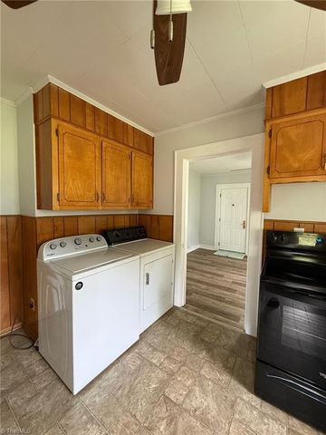 153 Green Street, Mount Airy, NC 27030