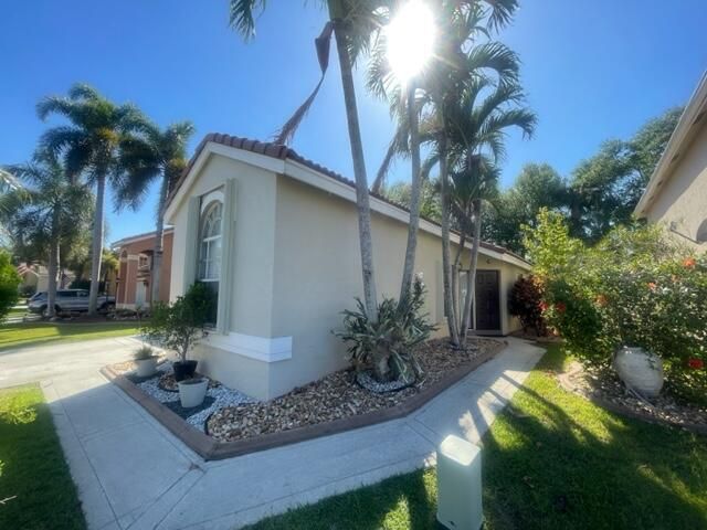 10332 Brookville Lane, Boca Raton, FL 33428
