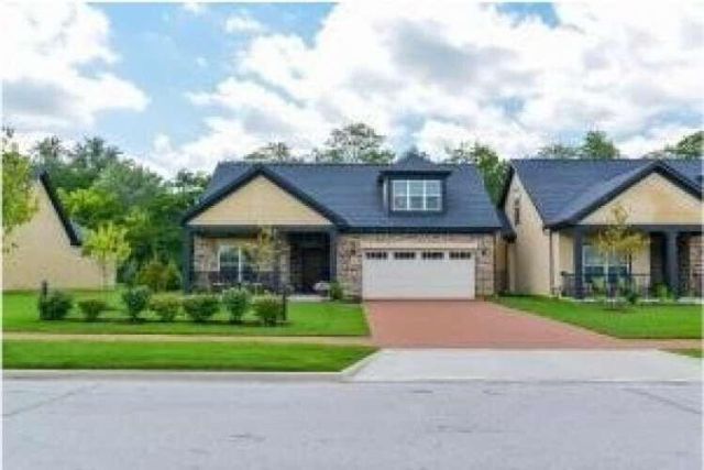 927 Pinnacle Club Drive, Grove City, OH 43123