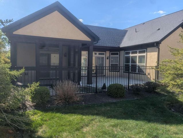 927 Pinnacle Club Drive, Grove City, OH 43123
