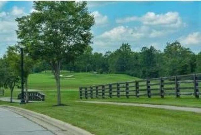 927 Pinnacle Club Drive, Grove City, OH 43123