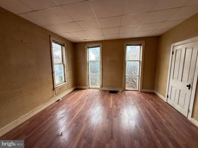 34 CLAYTON AVENUE, Waynesboro, PA 17268