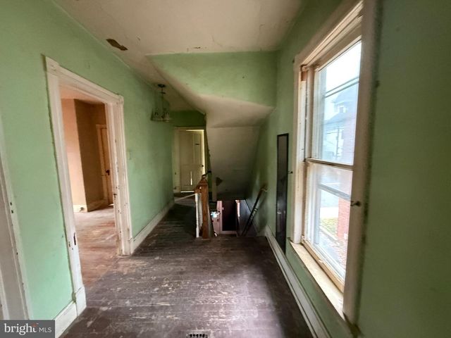 34 CLAYTON AVENUE, Waynesboro, PA 17268