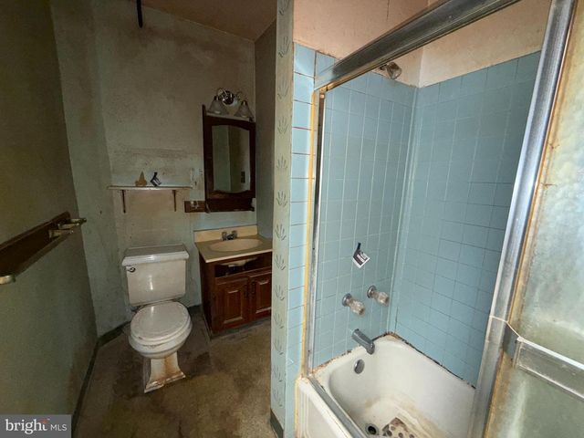 34 CLAYTON AVENUE, Waynesboro, PA 17268