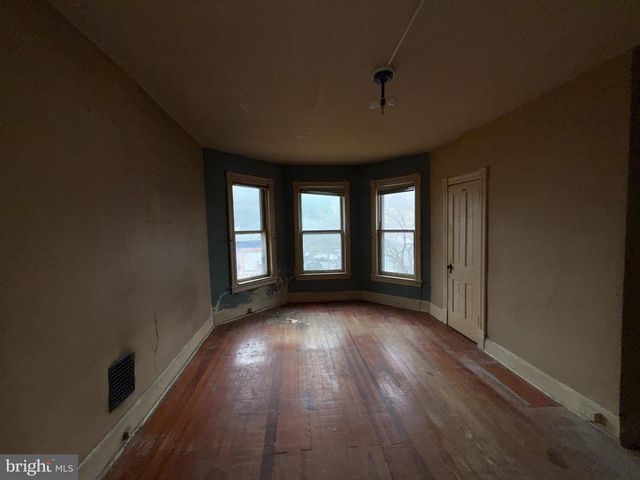 34 CLAYTON AVENUE, Waynesboro, PA 17268