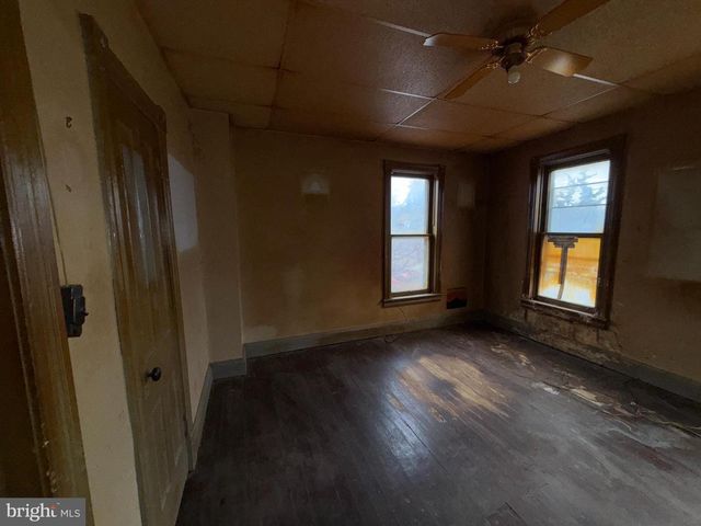 34 CLAYTON AVENUE, Waynesboro, PA 17268