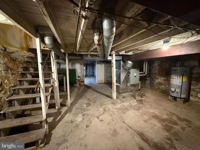 34 CLAYTON AVENUE, Waynesboro, PA 17268