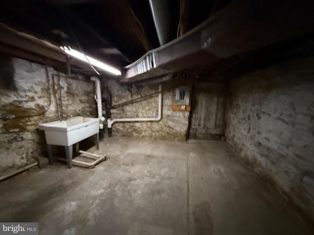 34 CLAYTON AVENUE, Waynesboro, PA 17268