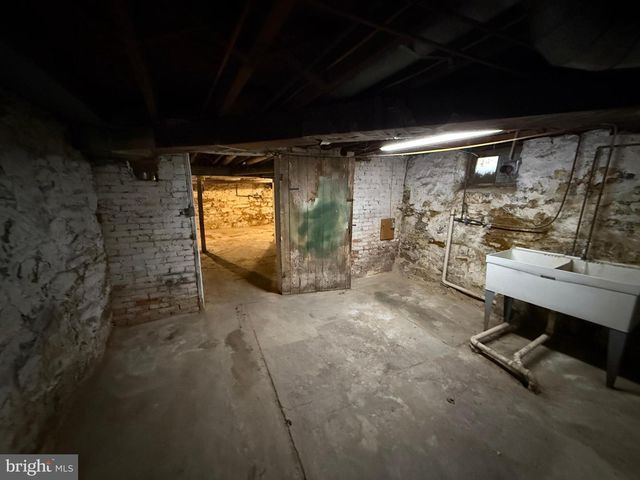 34 CLAYTON AVENUE, Waynesboro, PA 17268