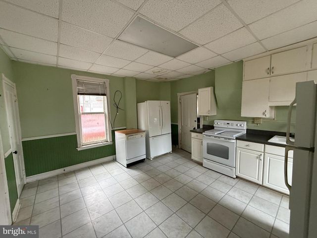 34 CLAYTON AVENUE, Waynesboro, PA 17268