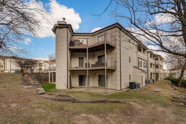 106 Oxford Drive 6-4, Branson, MO 65616