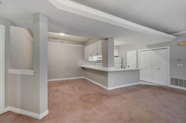 106 Oxford Drive 6-4, Branson, MO 65616