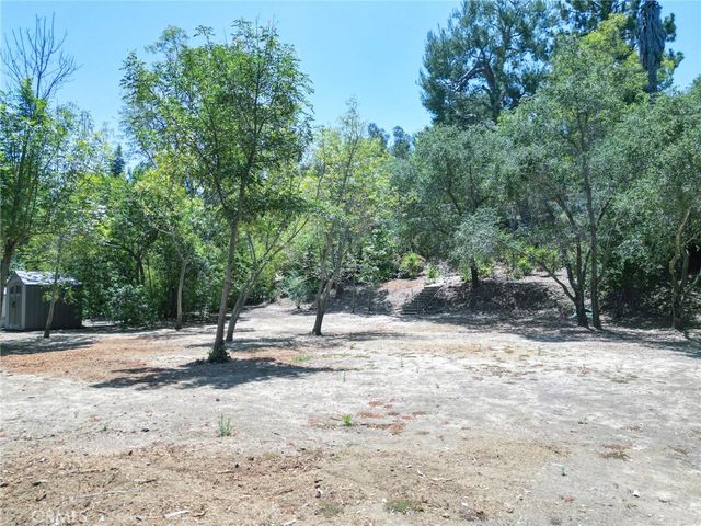 50237210 Skyline View, Santa Ana, CA 92705