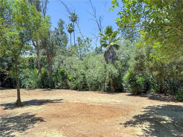 50237210 Skyline View, Santa Ana, CA 92705