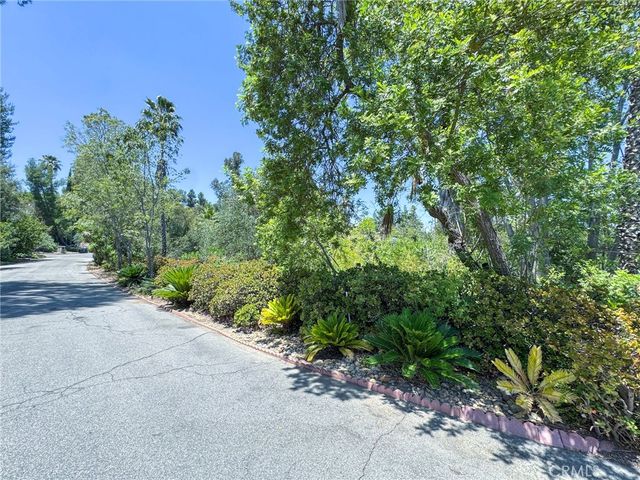 50237210 Skyline View, Santa Ana, CA 92705