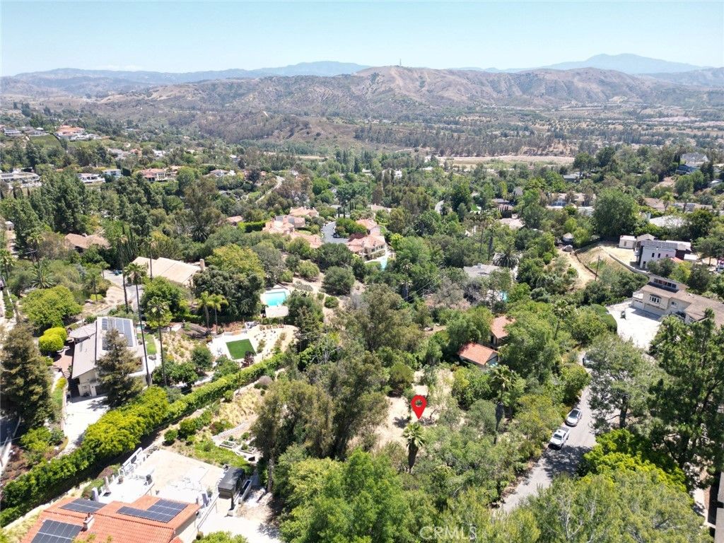 50237210 Skyline View, Santa Ana, CA 92705