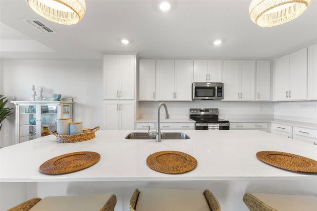 12320 WELLEN GOLF STREET 302, Venice, FL 34293